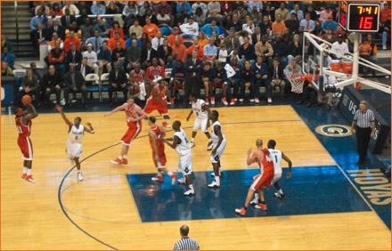 Illinois - Georgetown: Dee Brown