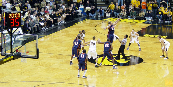 Illini - Iowa - Carver-Hawkeye Arena