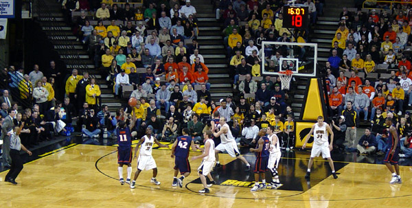 Illini - Iowa - Carver-Hawkeye Arena