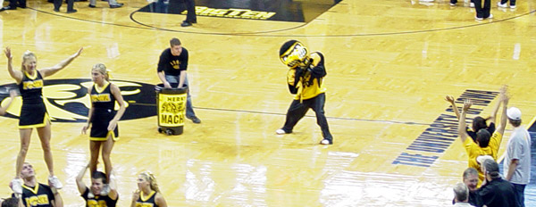 Illini - Iowa - Carver-Hawkeye Arena