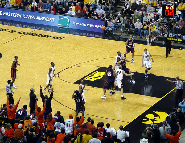 Illini - Iowa - Carver-Hawkeye Arena