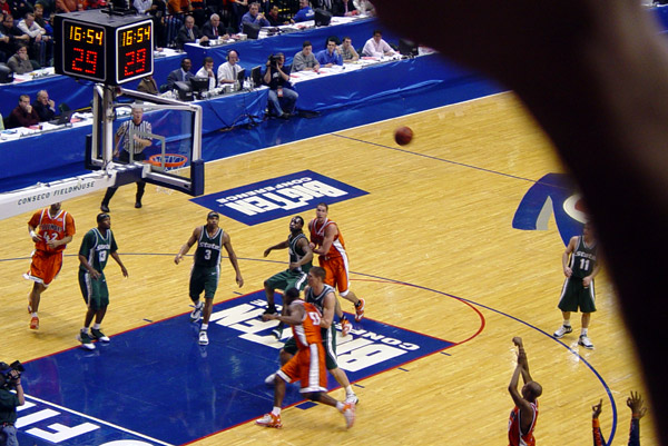 Illini - Spartans - Conseco Fieldhouse - Big Ten Tournament