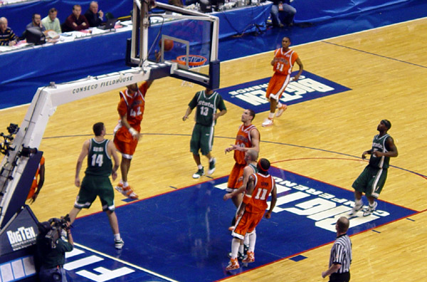 Illini - Spartans - Conseco Fieldhouse - Big Ten Tournament