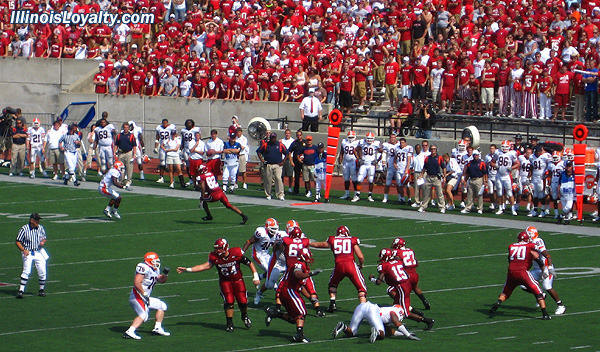 3rd quarter.  Kellen Lewis scrambles in the pocket.