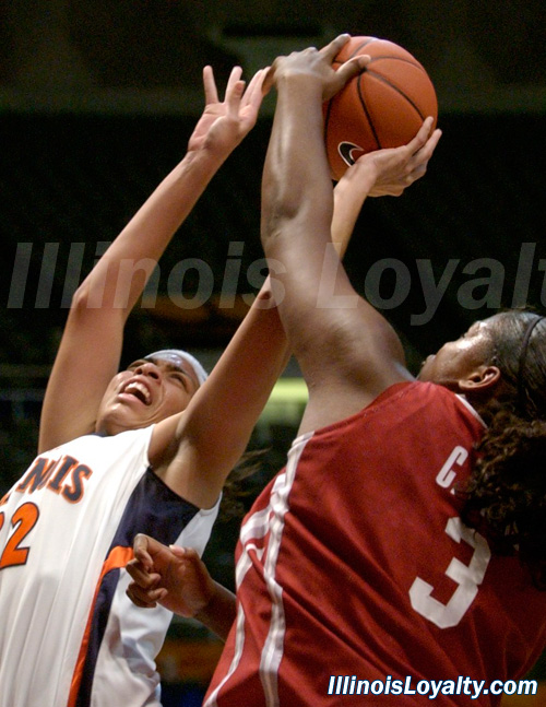 Illinos Danyel Crutcher has her shot blocked by Oklahoma's Courtney Paris.