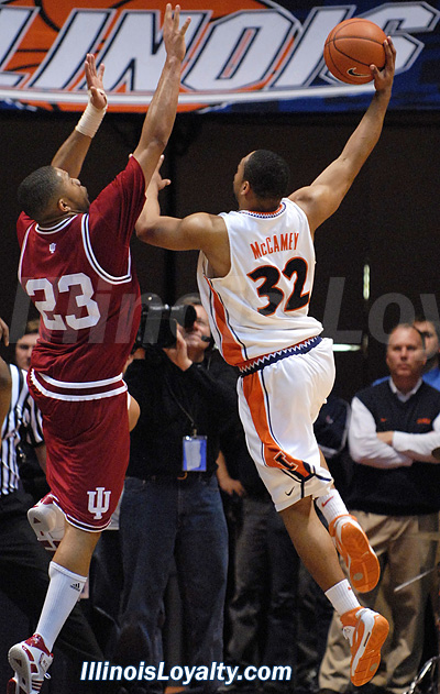 Eric Gordon and Demetri McCamey - College Basketball - Indiana at Illinois