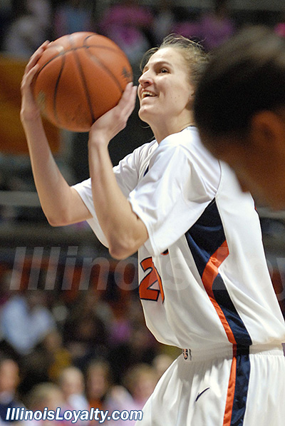 With this free throw Lori Bjork joined the 1,000 point club.
