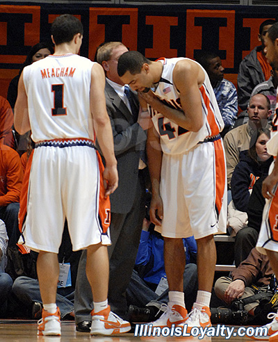 Brian Randle suffered a shoulder injury early in the 1st half.