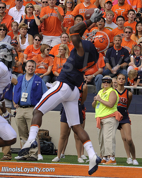 Illinois vs Eastern - Illini throwback uniforms