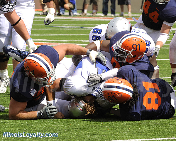 Illinois vs Eastern - Illini throwback uniforms