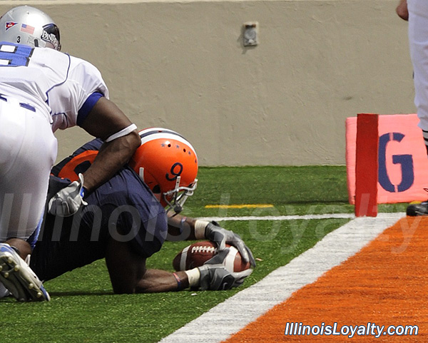 Illinois vs Eastern - Illini throwback uniforms