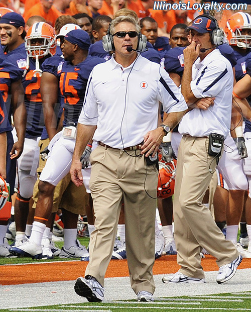 Illinois vs Eastern - Illini throwback uniforms