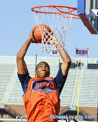 Illinois - The World's Biggest Basketball Practice