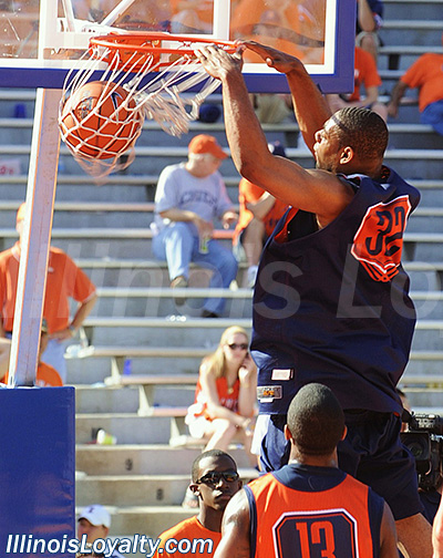 Illinois - The World's Biggest Basketball Practice