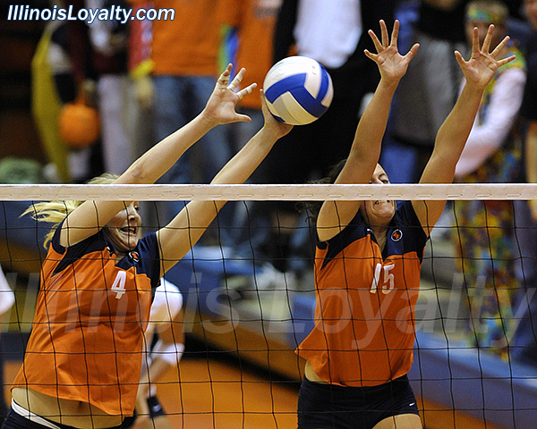 Illinois Fighting Illini Volleyball - Huff Hall