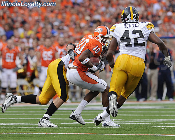 Eddie McGee - Illinois Fighting Illini football vs Iowa Hawkeyes
