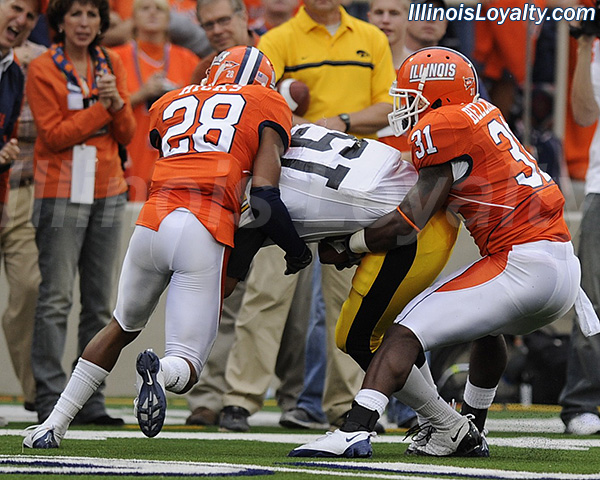 Dere Hicks and Travon Bellamy - Illinois Fighting Illini football vs Iowa Hawkeyes