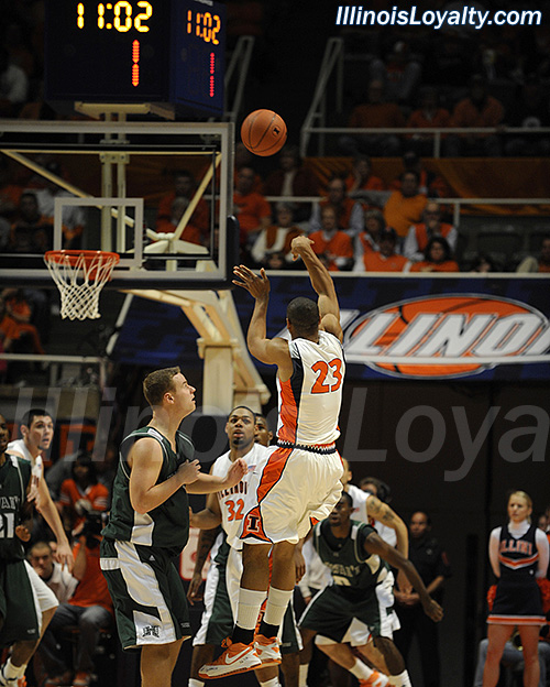 Dominique Keller - Fighting Illini Basketball vs Hawaii