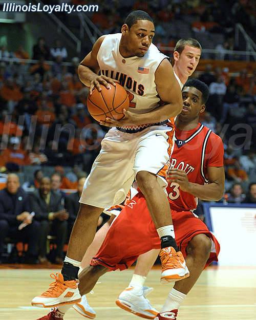 Demetri McCamey: Fighting Illini Basketball vs Detroit Mercy
