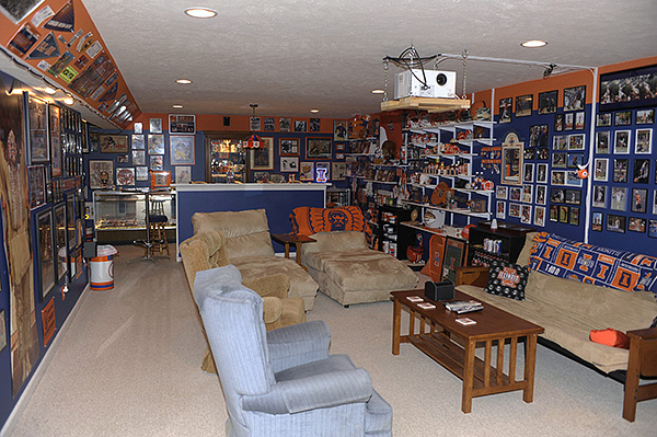 Illini room, Illini memorabilia, Illini posters
