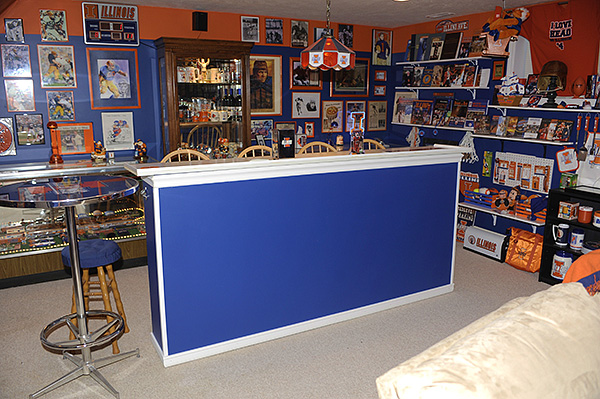Illini room, Illini memorabilia, Illini posters