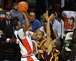 Photo Gallery: Minnesota 62, Illinois 60
