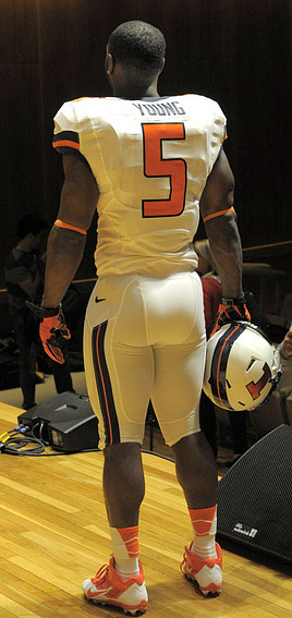 illini-football-new-white-uniforms.jpg