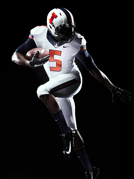 illini-football-uniforms-white-helmet-jersey-pants.jpg