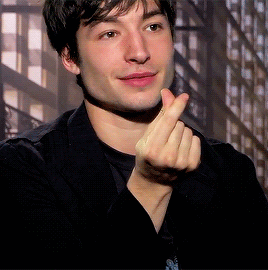 1536714537358.gif