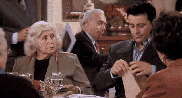 1713486713219.gif