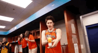 BA3A2321-5669-427B-B3D1-A093AC7508B5.gif