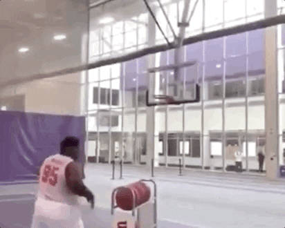creambiggums.gif