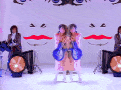 doves03.gif