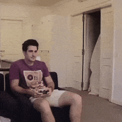 free-animated-gifs-of-confused-travolta-john-travolta-pulp-fiction-ghost.gif