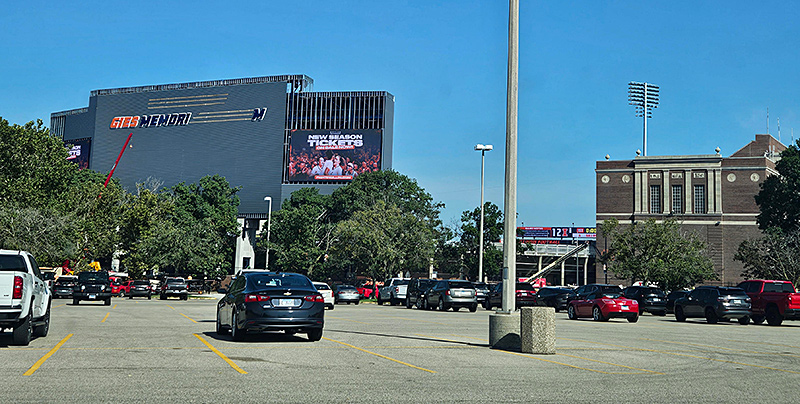il-stadium.jpg