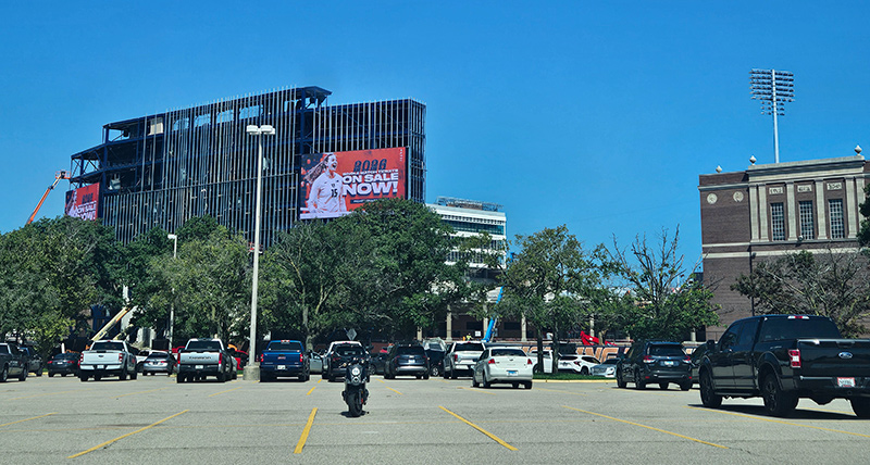 memorial-stadium-scoreboard.jpg