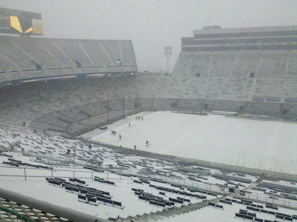 Beaver Stadium snow - Illinois-Penn State